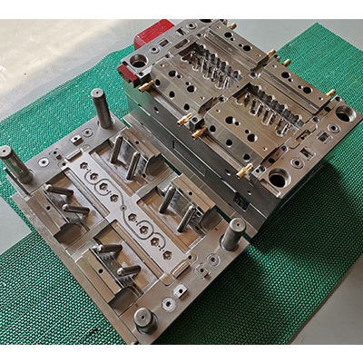 Kunststoff anbau form